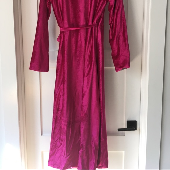 Krait velvet robe coat - Picture 5 of 7